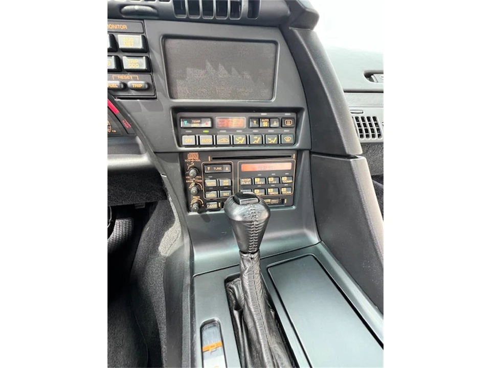 1993 Chevrolet Corvette C4 - Image 15 of 23