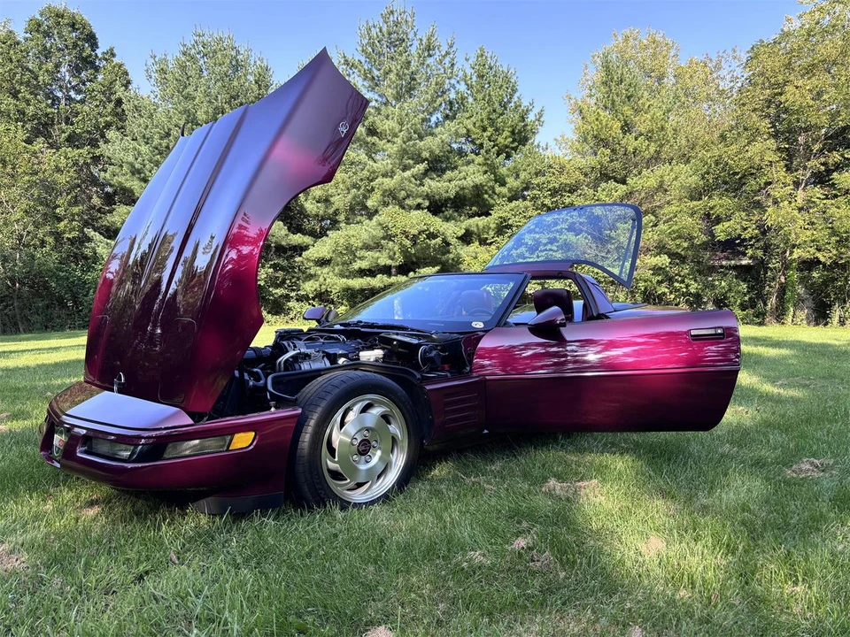1993 Chevrolet Corvette C4 - Image 20 of 31
