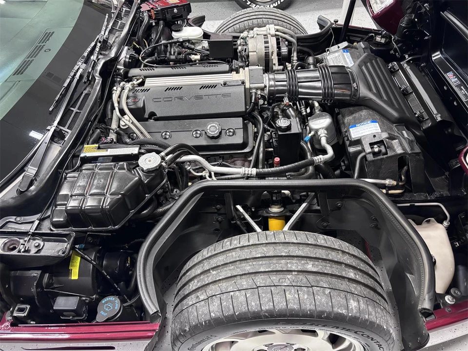 1993 Chevrolet Corvette C4 - Image 28 of 31