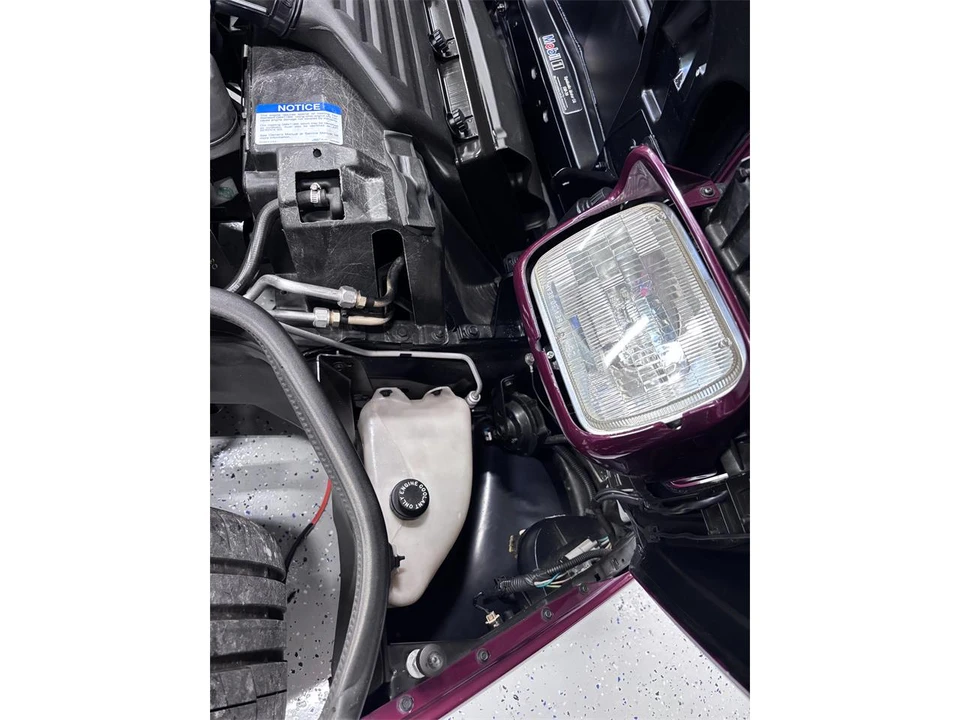 1993 Chevrolet Corvette C4 - Image 29 of 31