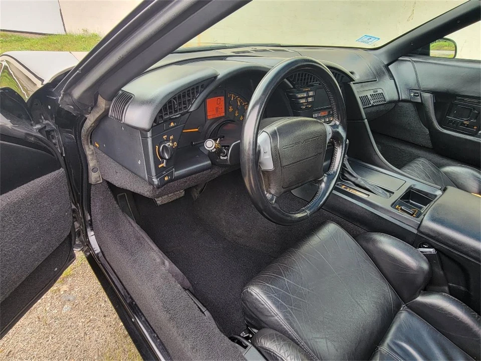 1993 Chevrolet Corvette C4 - Image 6 of 15