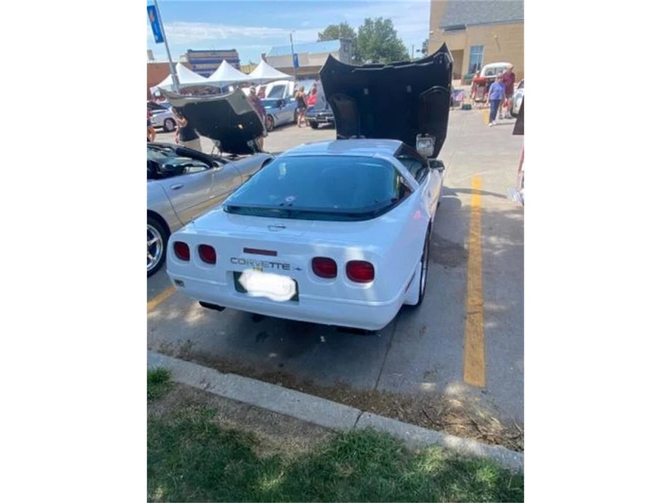 1993 Chevrolet Corvette C4 - Image 3 of 11
