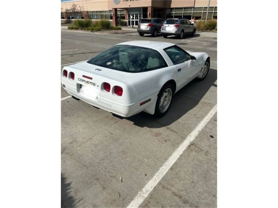 1993 Chevrolet Corvette C4 - Image 4 of 11