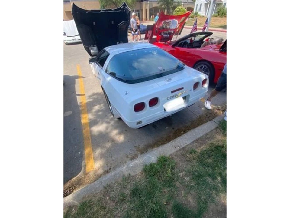 1993 Chevrolet Corvette C4 - Image 5 of 11