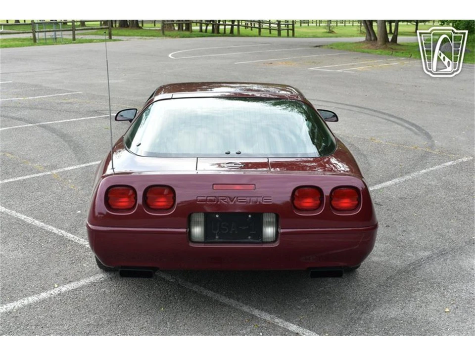 1993 Chevrolet Corvette C4 - Image 12 of 31