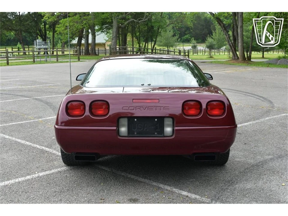 1993 Chevrolet Corvette C4 - Image 13 of 31