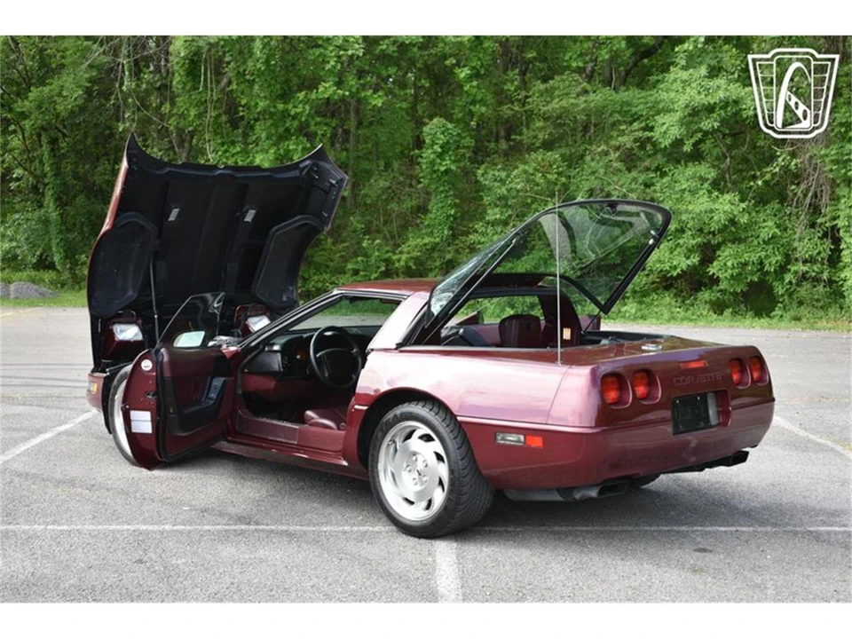 1993 Chevrolet Corvette C4 - Image 29 of 31