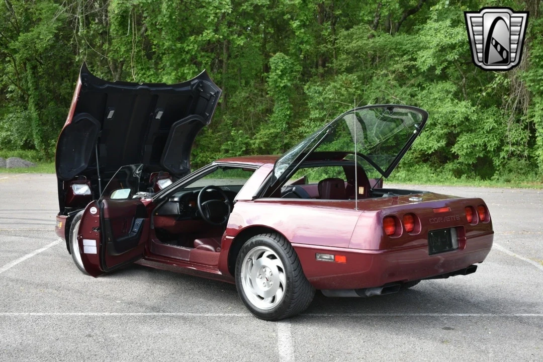 1993 Chevrolet Corvette C4 - Image 10 of 12