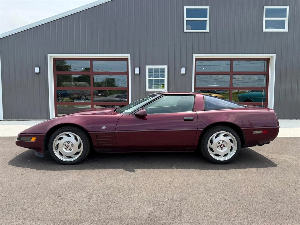 1993 Chevrolet Corvette C4 - Image 5 of 31