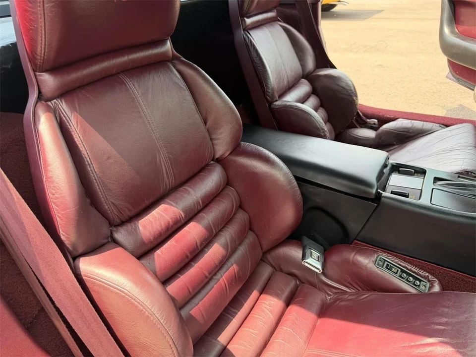 1993 Chevrolet Corvette C4 - Image 21 of 31