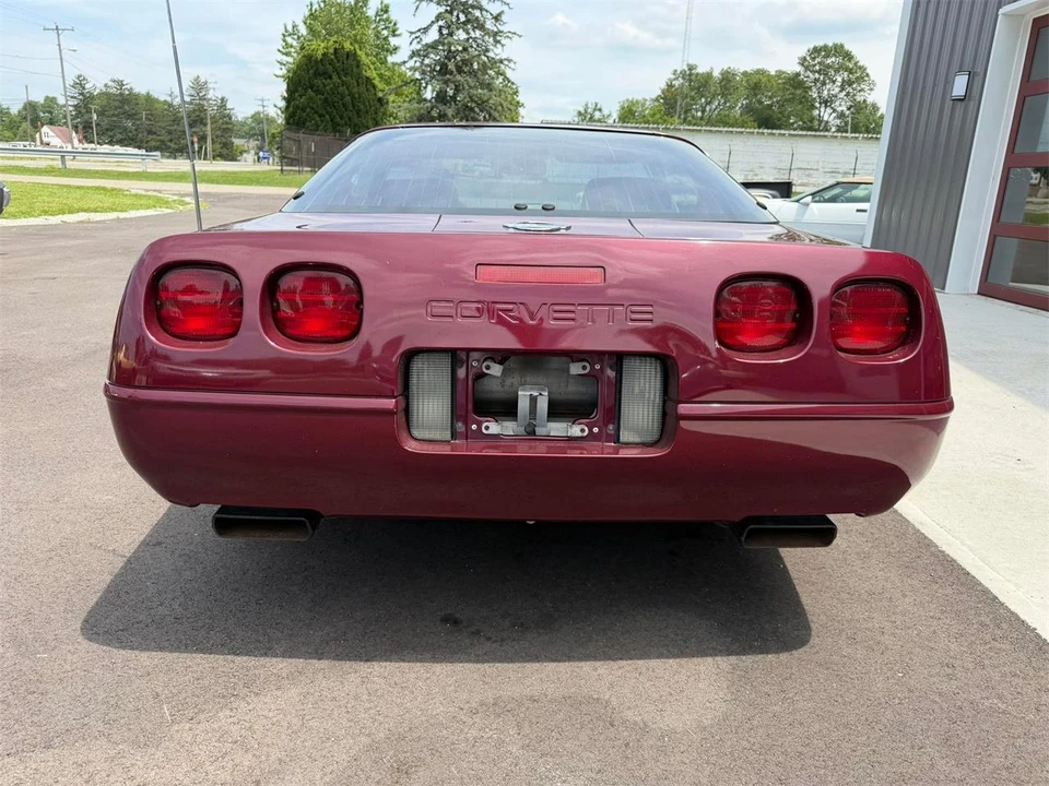 1993 Chevrolet Corvette C4 - Image 10 of 31