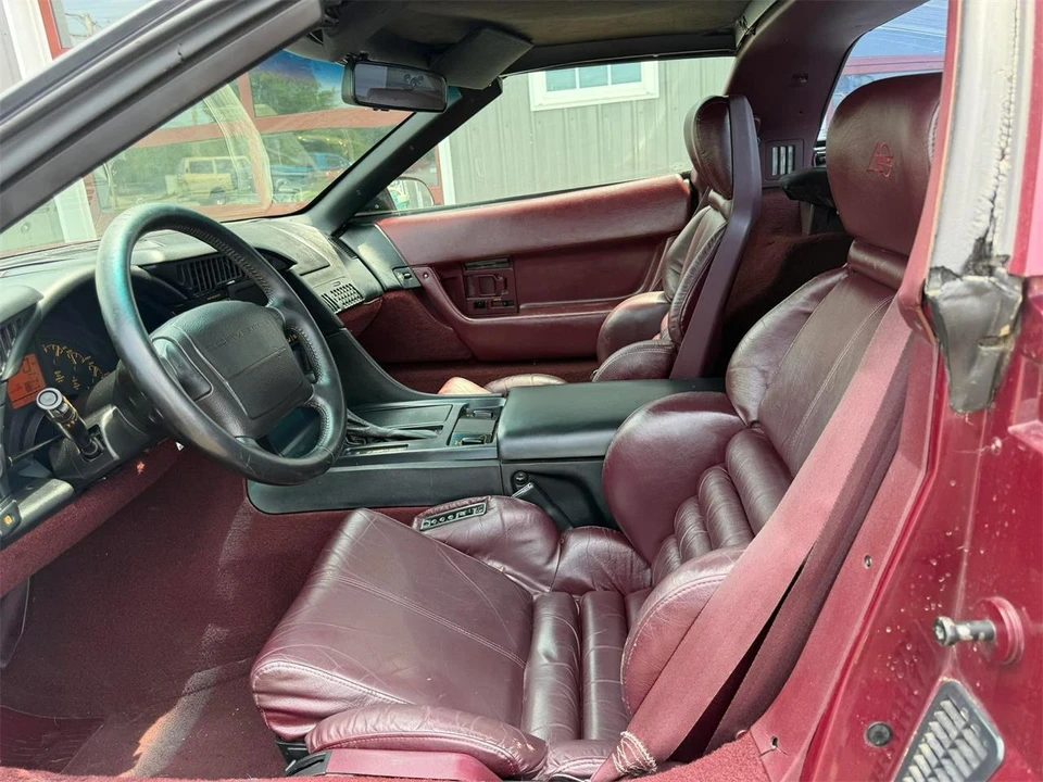 1993 Chevrolet Corvette C4 - Image 22 of 31