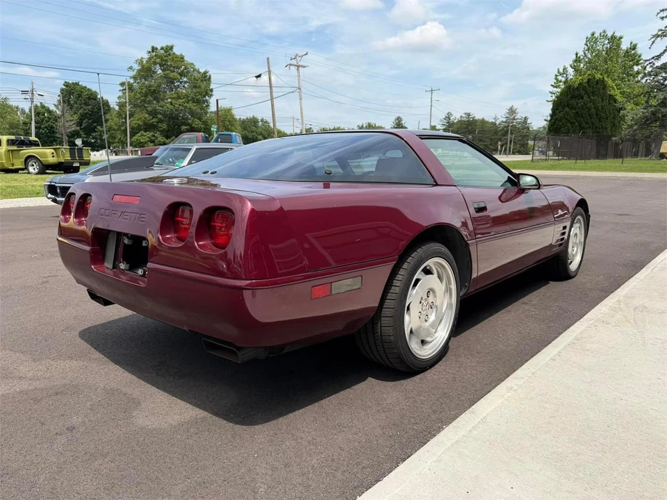1993 Chevrolet Corvette C4 - Image 11 of 31