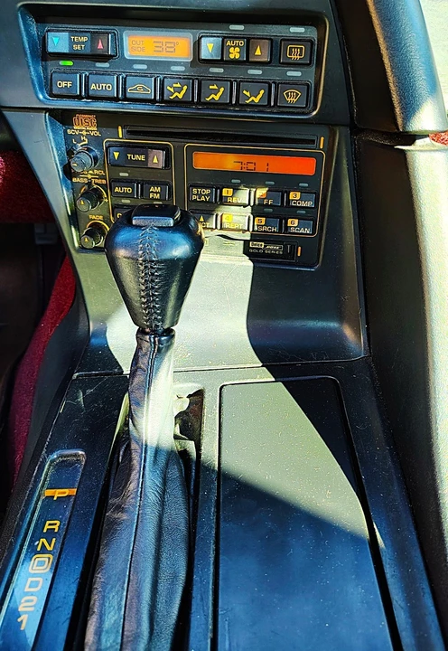 1993 Chevrolet Corvette C4 - Image 8 of 21