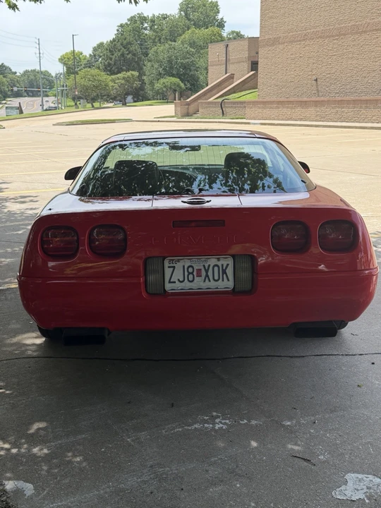 1993 Chevrolet Corvette C4 - Image 4 of 16