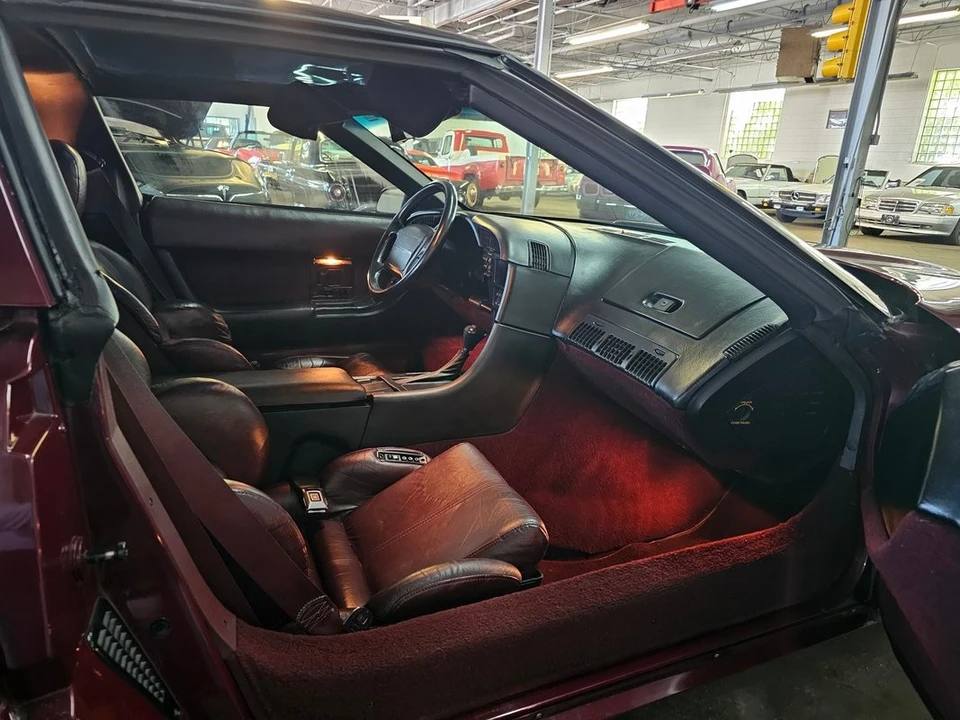 1993 Chevrolet Corvette C4 - Image 19 of 21