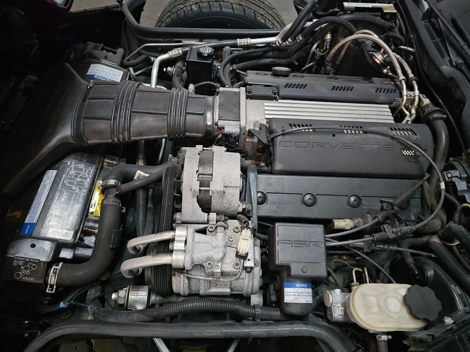 1993 Chevrolet Corvette C4 - Image 16 of 21