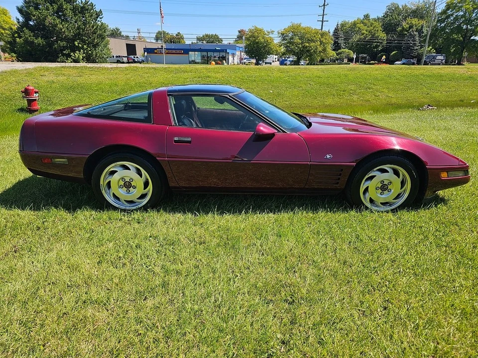 1993 Chevrolet Corvette C4 - Image 12 of 21