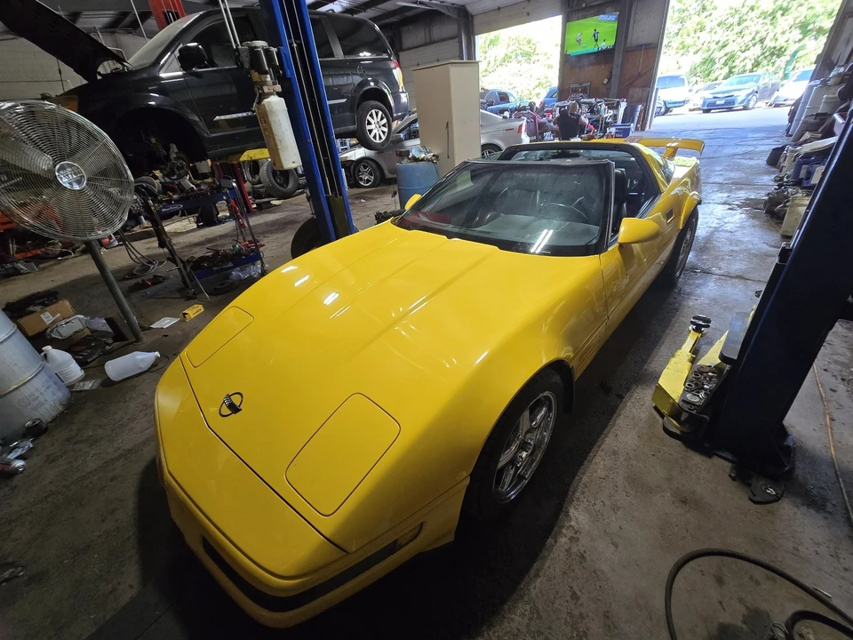 1993 Chevrolet Corvette C4 - Image 14 of 21