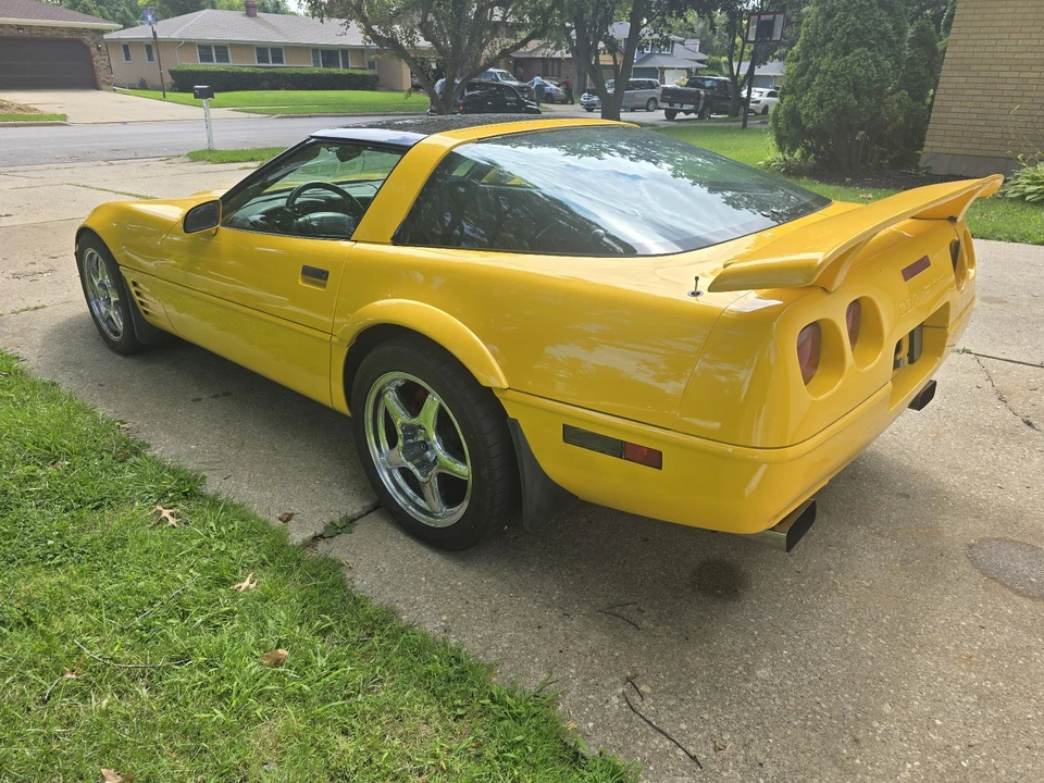 1993 Chevrolet Corvette C4 - Image 10 of 21