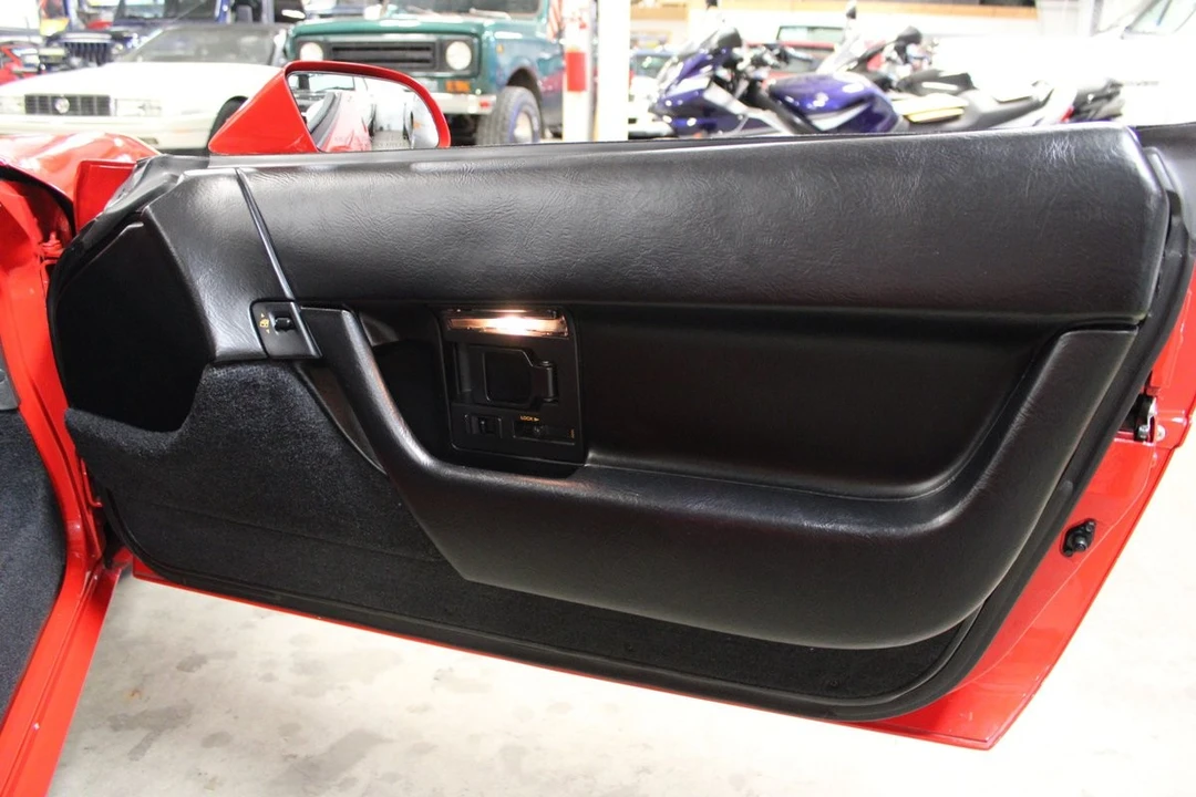 1993 Chevrolet Corvette C4 - Image 23 of 31