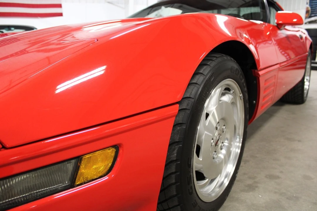 1993 Chevrolet Corvette C4 - Image 6 of 10
