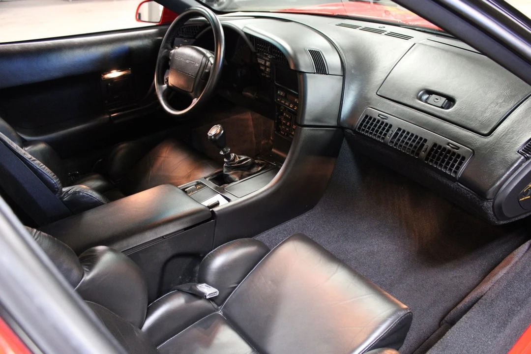 1993 Chevrolet Corvette C4 - Image 27 of 31