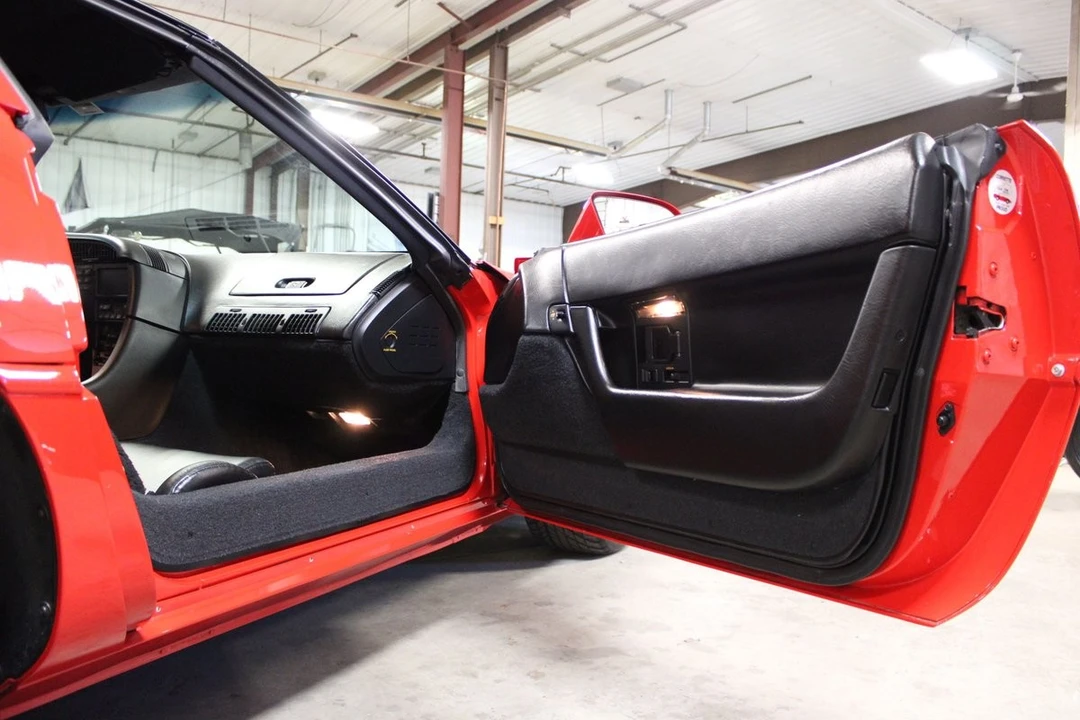 1993 Chevrolet Corvette C4 - Image 22 of 31