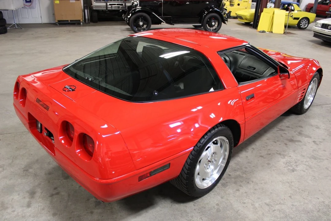 1993 Chevrolet Corvette C4 - Image 19 of 31