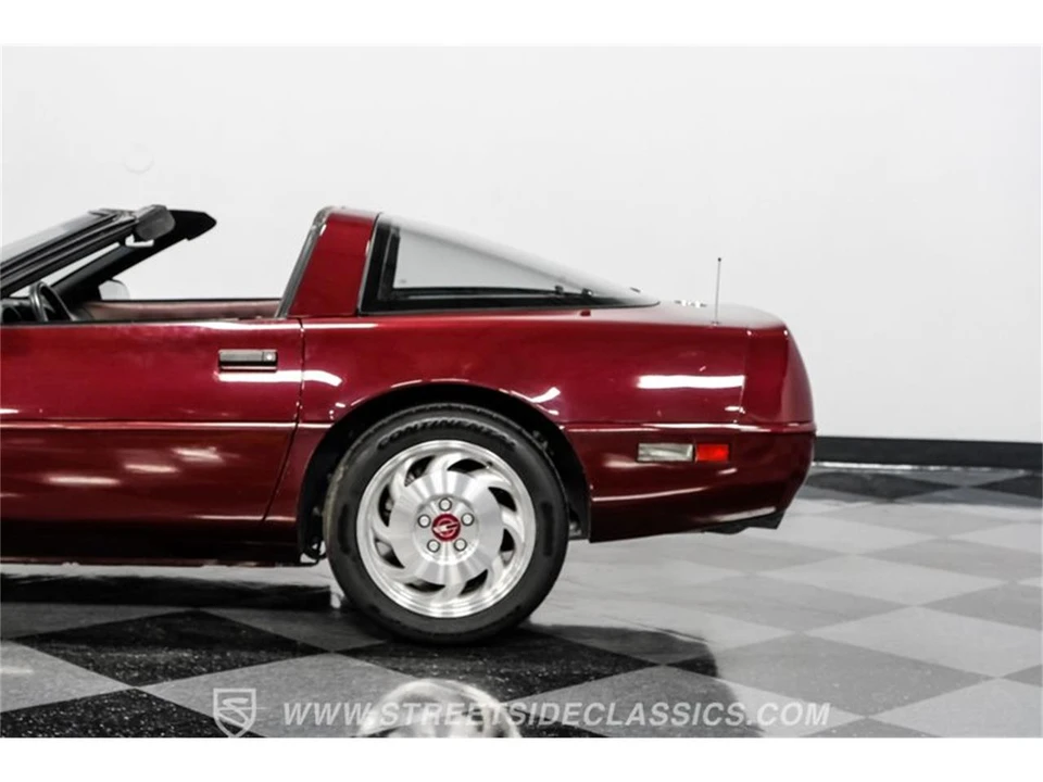 1993 Chevrolet Corvette C4 - Image 23 of 31