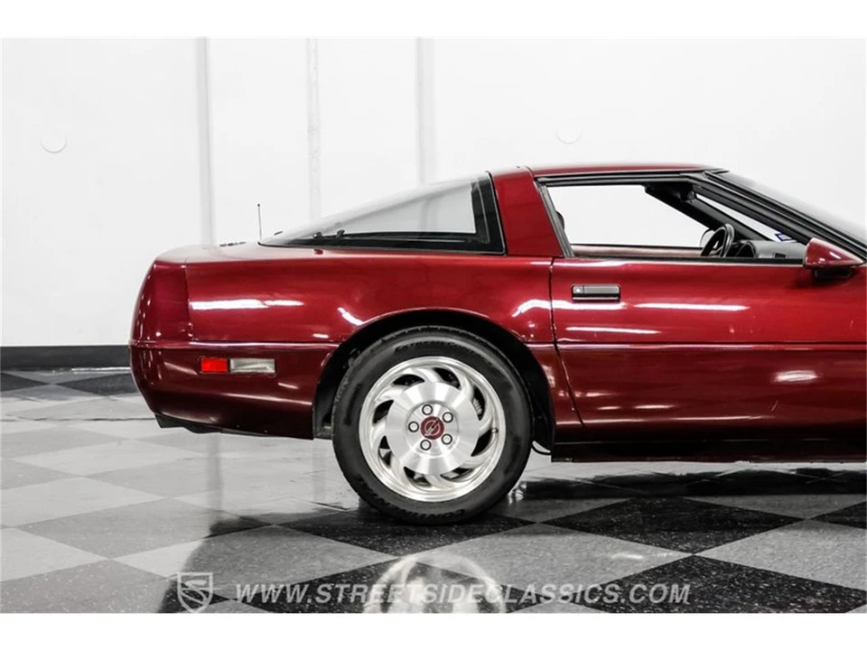 1993 Chevrolet Corvette C4 - Image 27 of 31