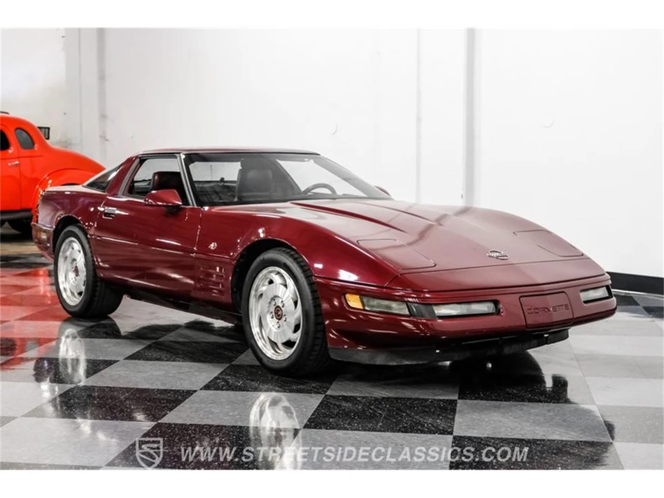 1993 Chevrolet Corvette C4 - Image 16 of 31