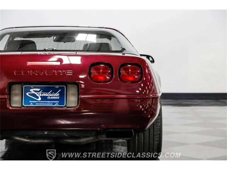 1993 Chevrolet Corvette C4 - Image 25 of 31
