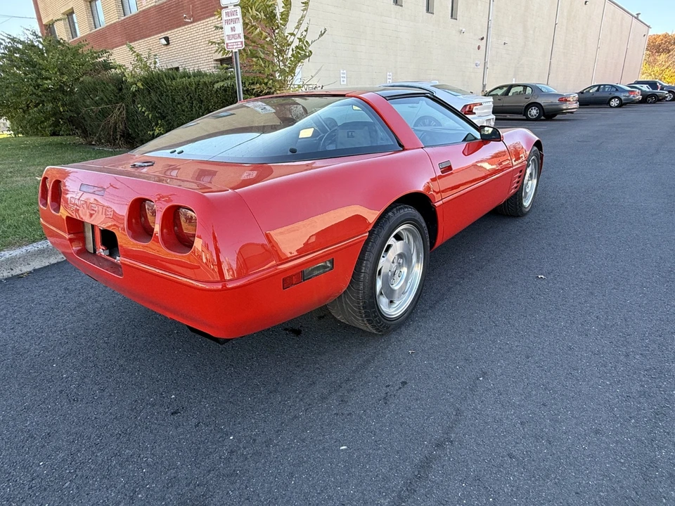 1993 Chevrolet Corvette C4 - Image 17 of 31