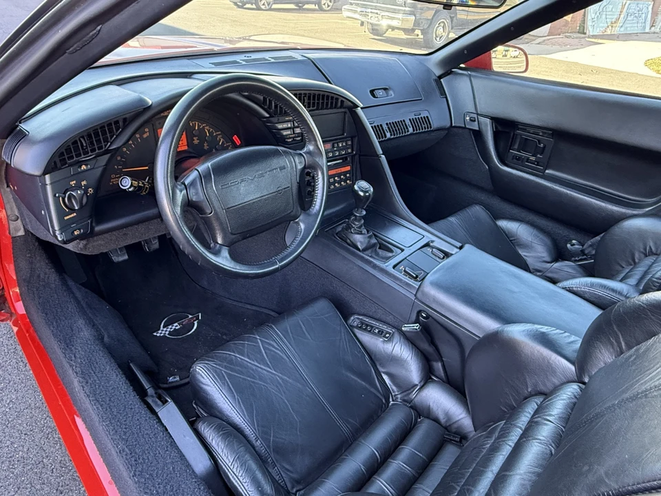 1993 Chevrolet Corvette C4 - Image 4 of 31