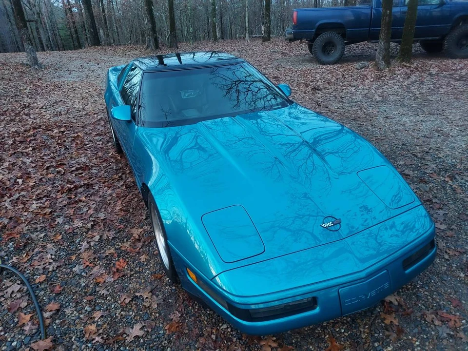 1993 Chevrolet Corvette C4 - Image 16 of 21