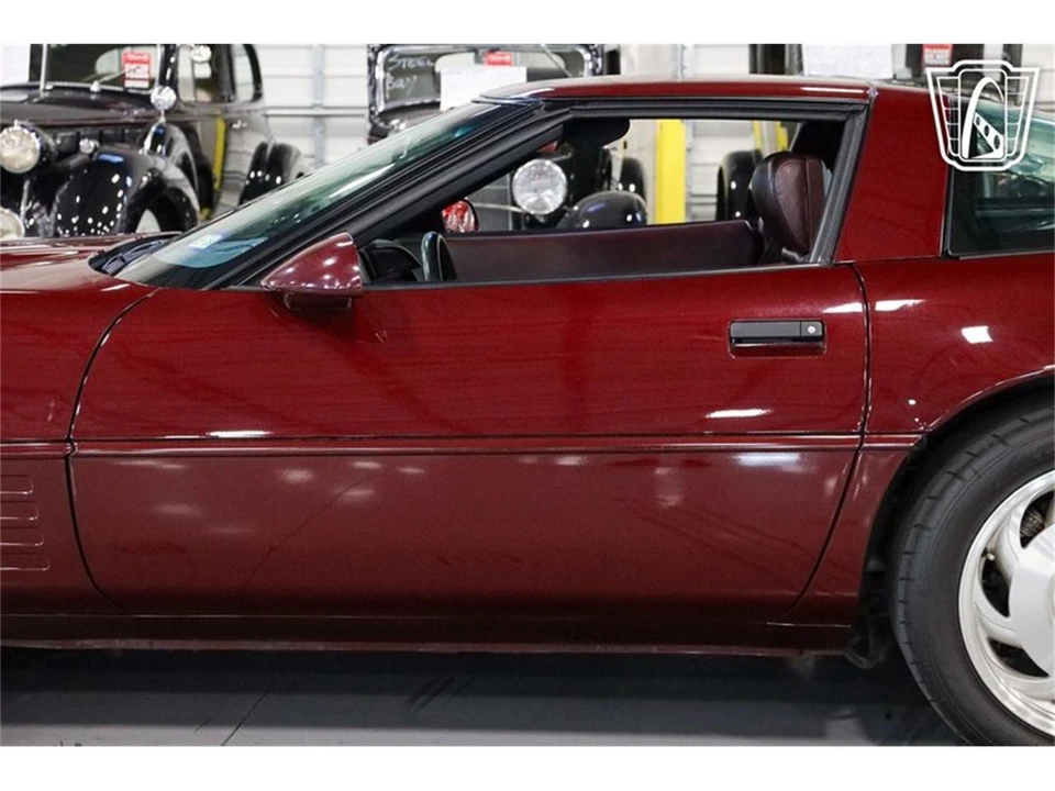 1993 Chevrolet Corvette C4 - Image 17 of 31