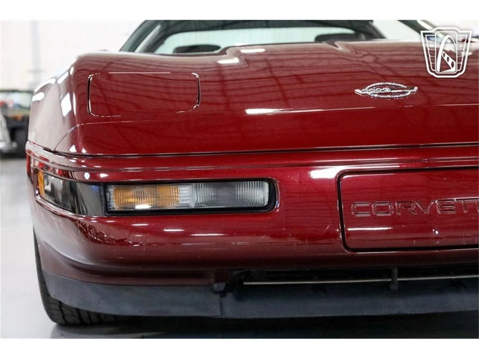 1993 Chevrolet Corvette C4 - Image 8 of 31