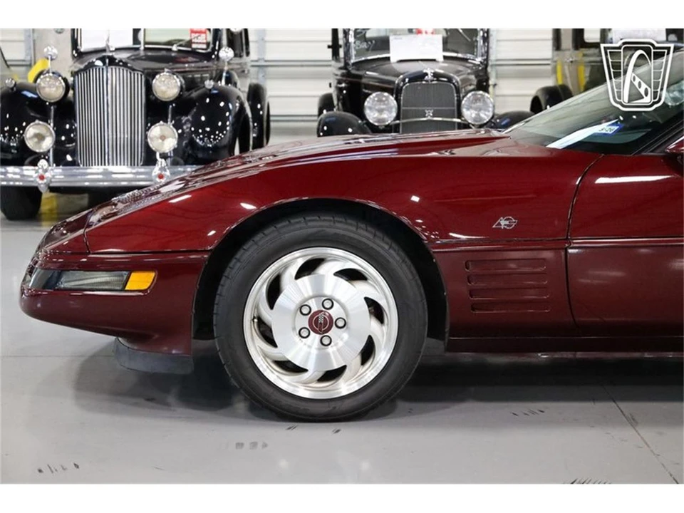 1993 Chevrolet Corvette C4 - Image 14 of 31