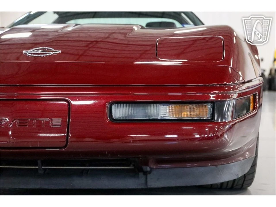 1993 Chevrolet Corvette C4 - Image 9 of 31
