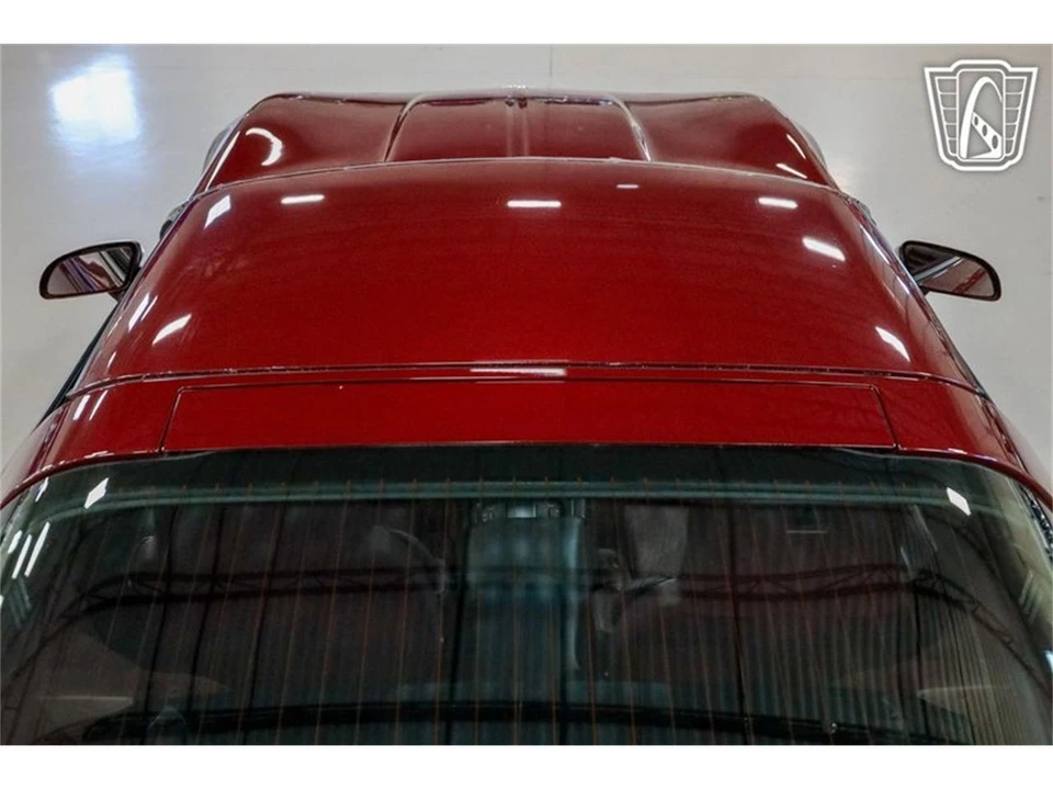 1993 Chevrolet Corvette C4 - Image 25 of 31