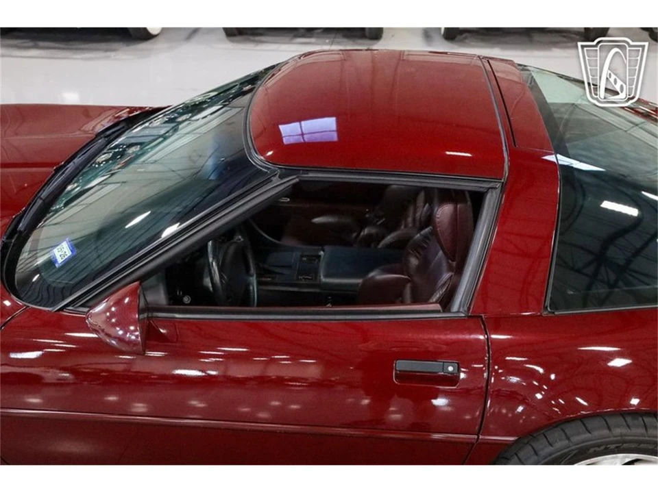 1993 Chevrolet Corvette C4 - Image 16 of 31