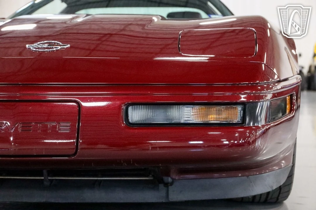 1993 Chevrolet Corvette C4 - Image 10 of 12