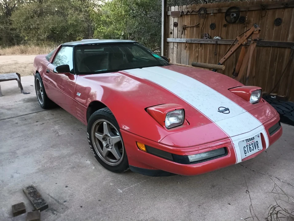 1993 Chevrolet Corvette C4 - Image 2 of 15