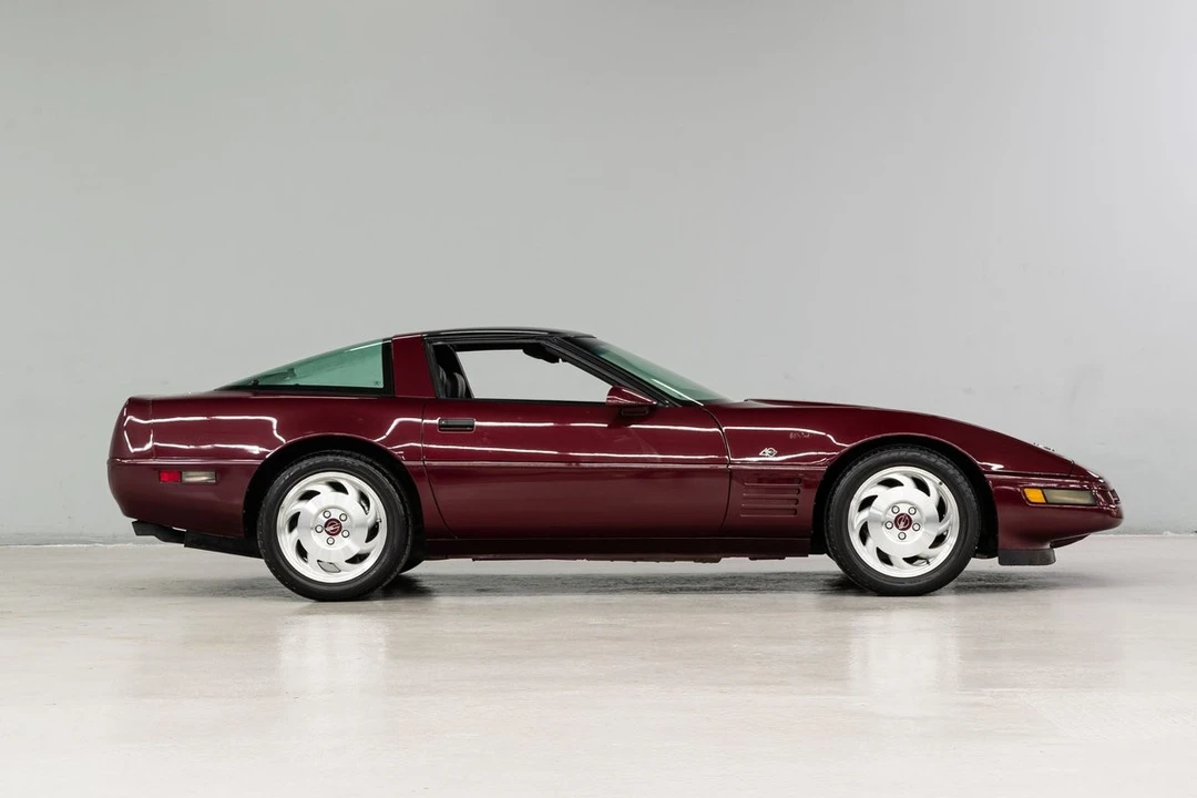 1993 Chevrolet Corvette C4 - Image 8 of 21