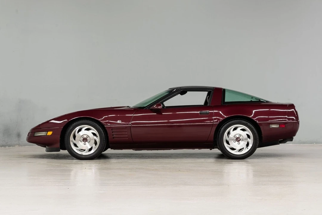 1993 Chevrolet Corvette C4 - Image 3 of 12