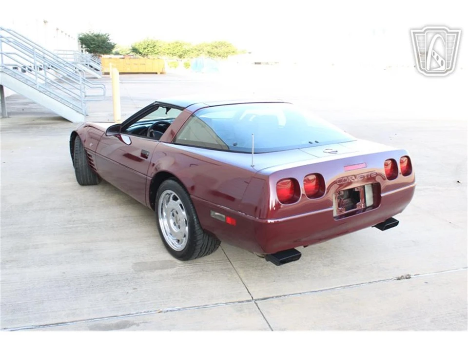 1993 Chevrolet Corvette C4 - Image 6 of 31