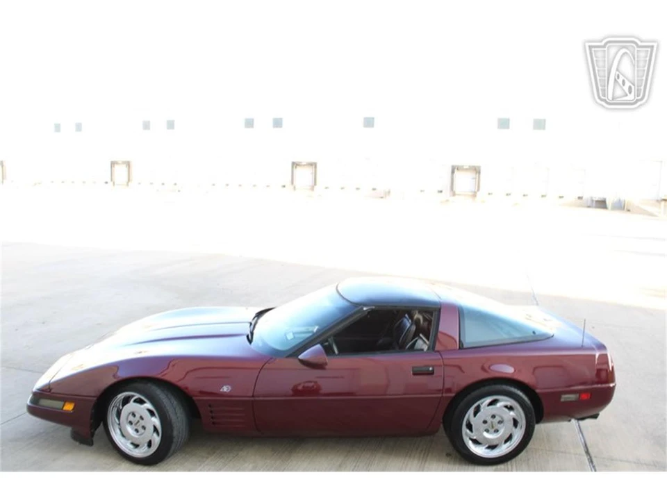1993 Chevrolet Corvette C4 - Image 2 of 31
