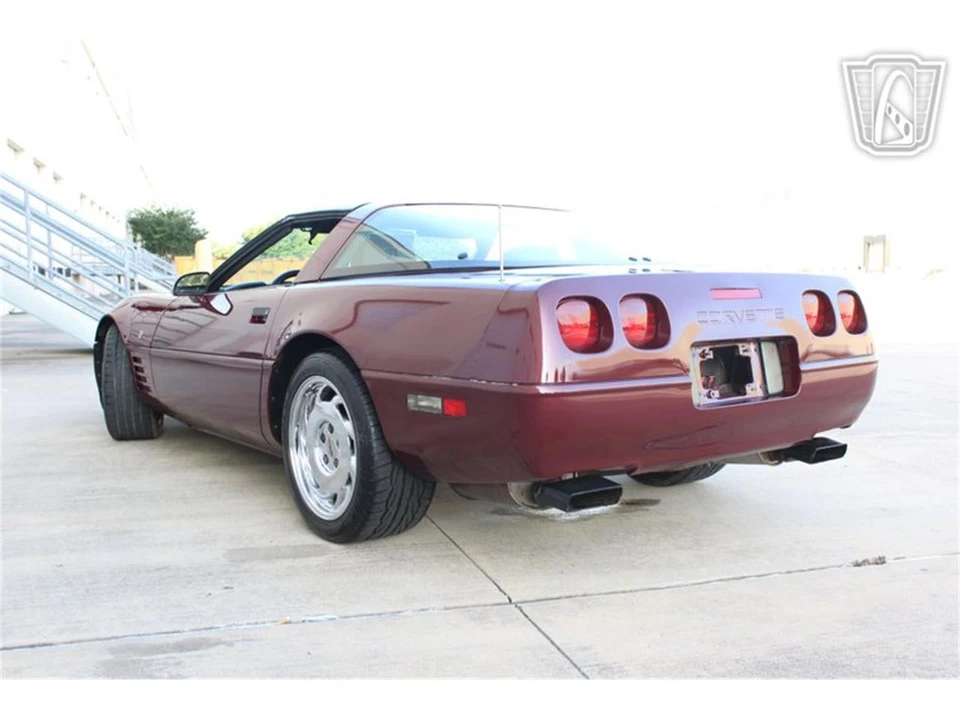 1993 Chevrolet Corvette C4 - Image 7 of 31