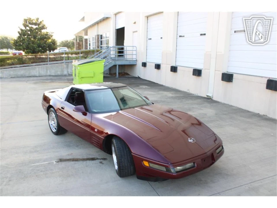 1993 Chevrolet Corvette C4 - Image 18 of 31